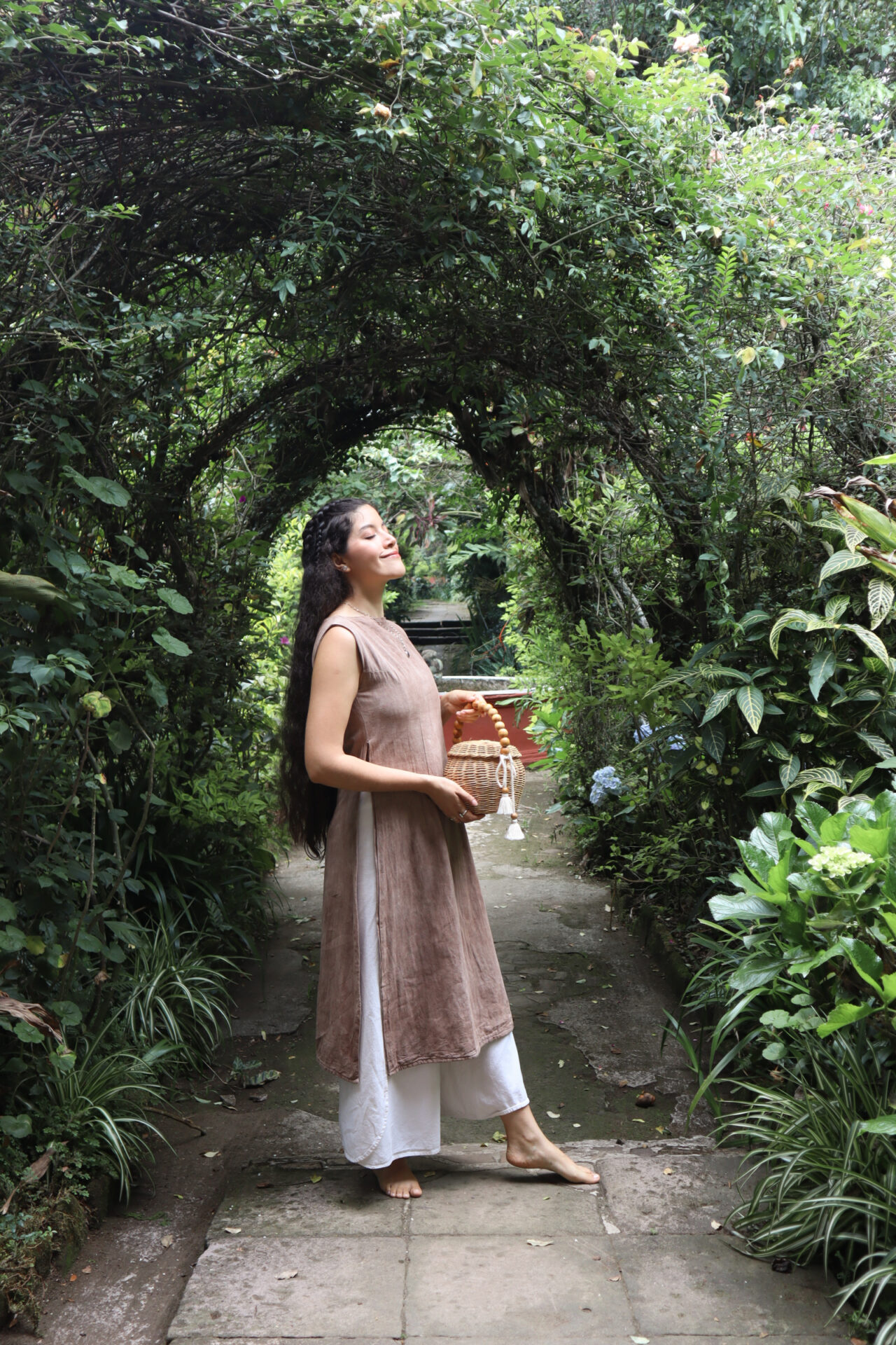 Vestido largo con abertura Lutita - Image 7