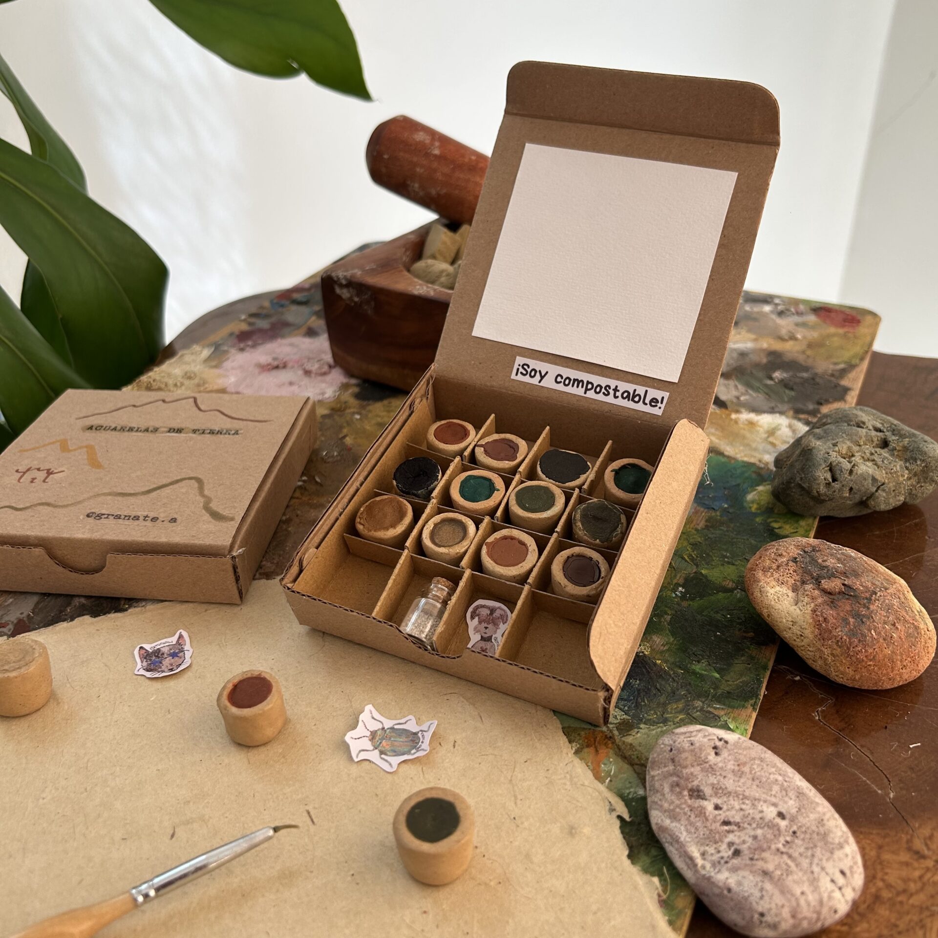 Kit personalizable de acuarelas en pastilla artesanal - Image 3